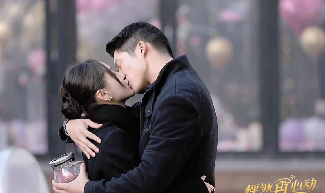她因为我说，我以为老是给你发信息会很烦或者是讨厌，之后当天晚上就把我删了后又出现被挡访客是为什么？游戏画面